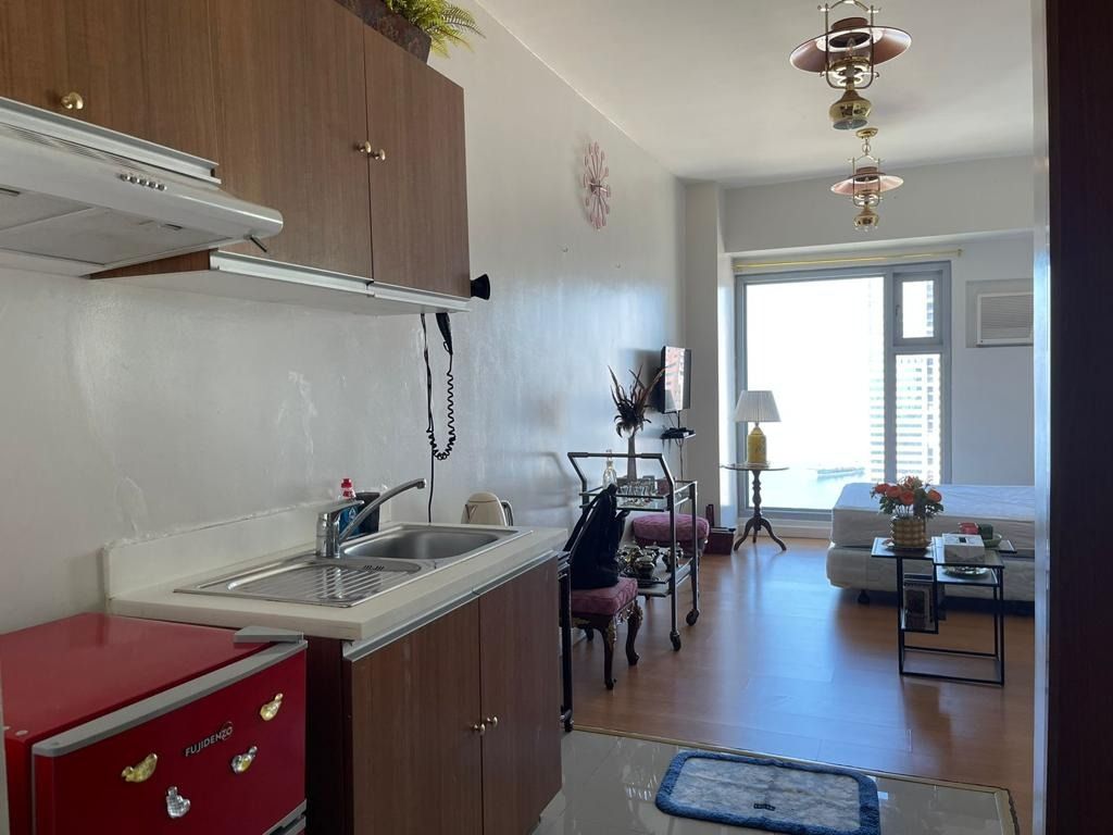 Stunning Penthouse Studios For Rent image