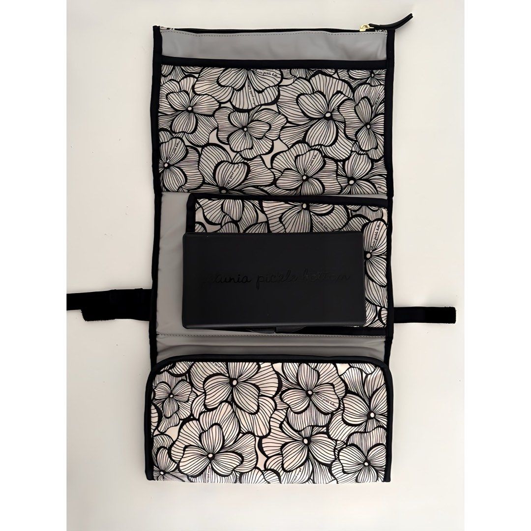 Petunia Pickle Bottom Nimble Diaper Clutch