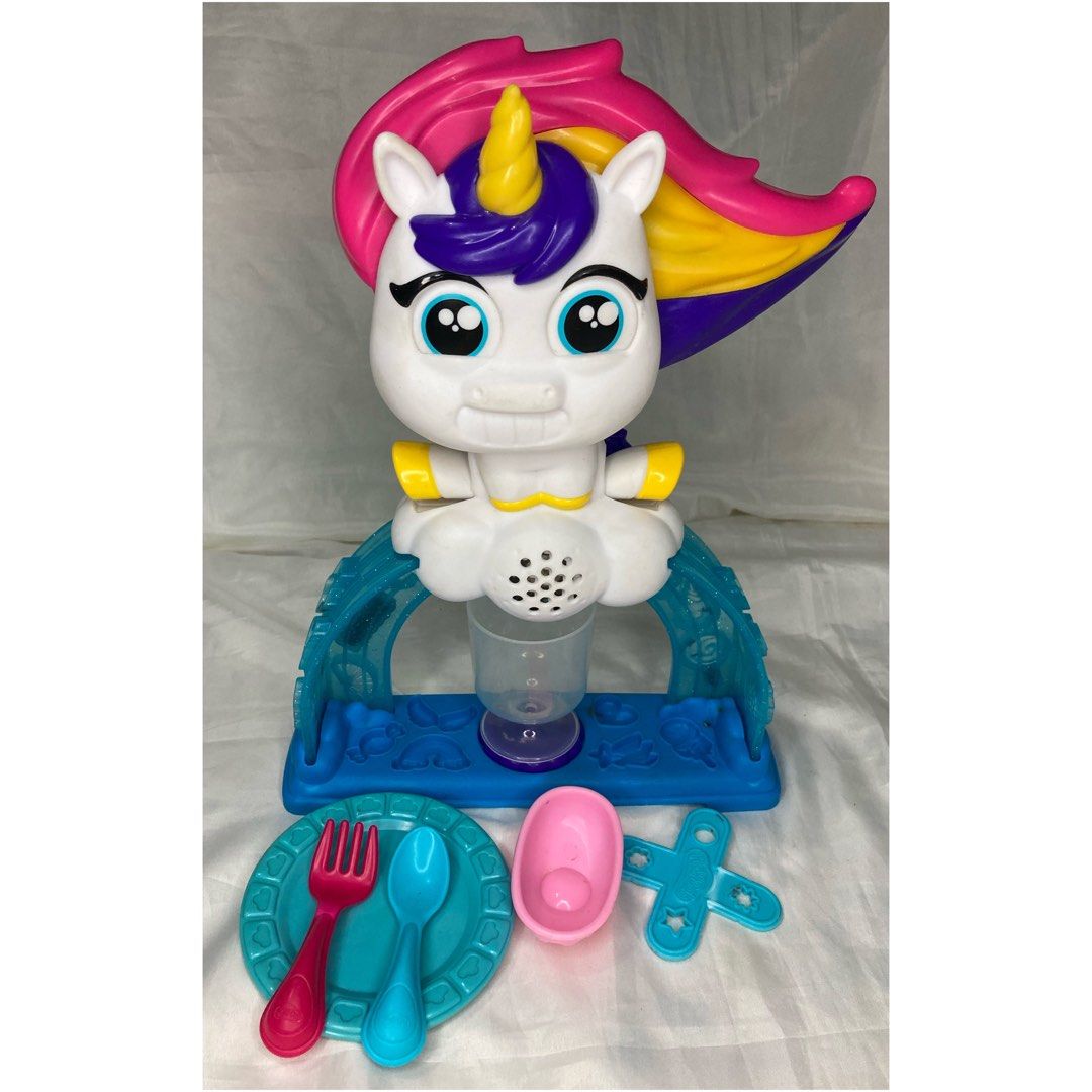 PLAYDOH Unicorn Molder Toy Set (Category: Kids Toys) located in Naga. Submitted by imasupergal (Listing ID 1285479398, Image 1). Description: .