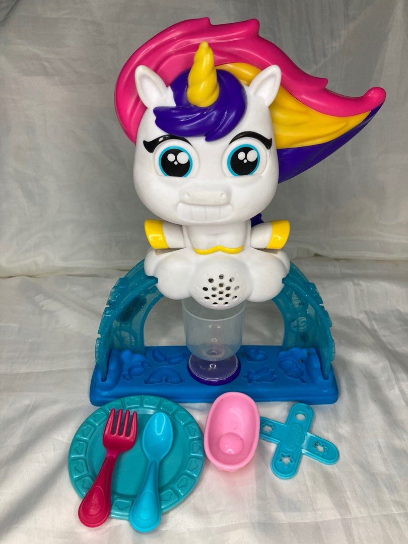 PLAYDOH Unicorn Molder Toy Set (Category: Kids Toys) located in Naga. Submitted by imasupergal (Listing ID 1285479398, Image 3). Description: .
