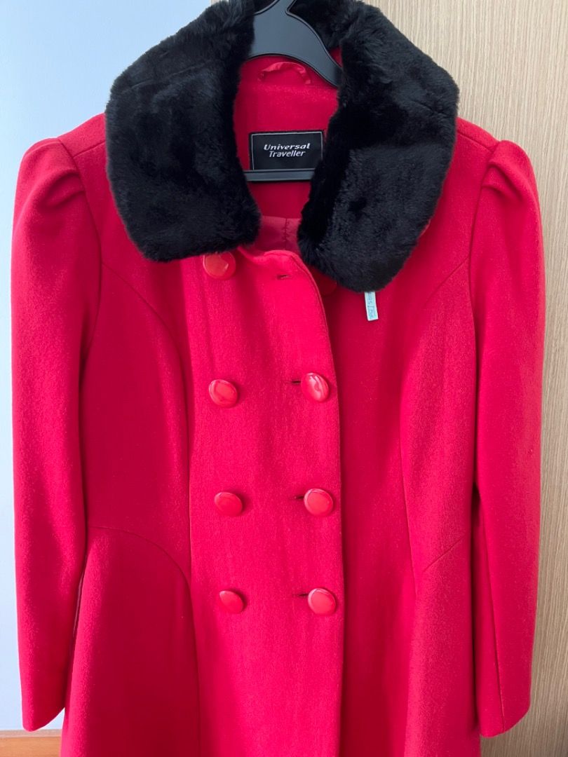 Max mara best sale fur collar coat