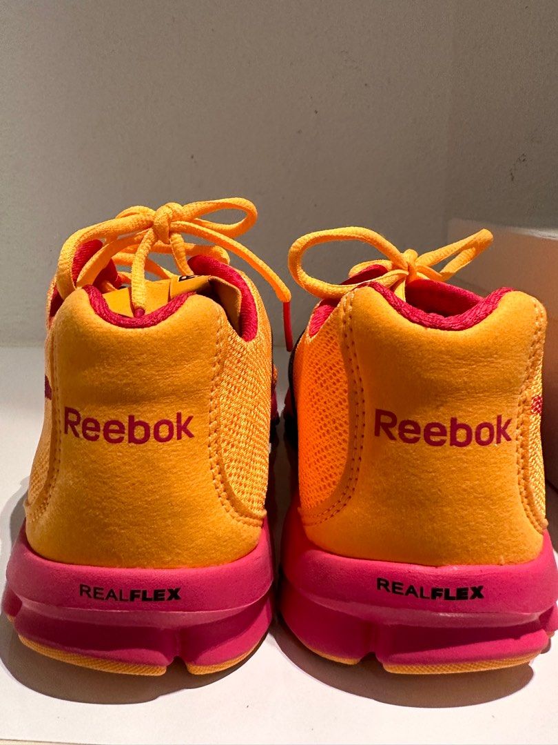 Reebok sales realflex shoes