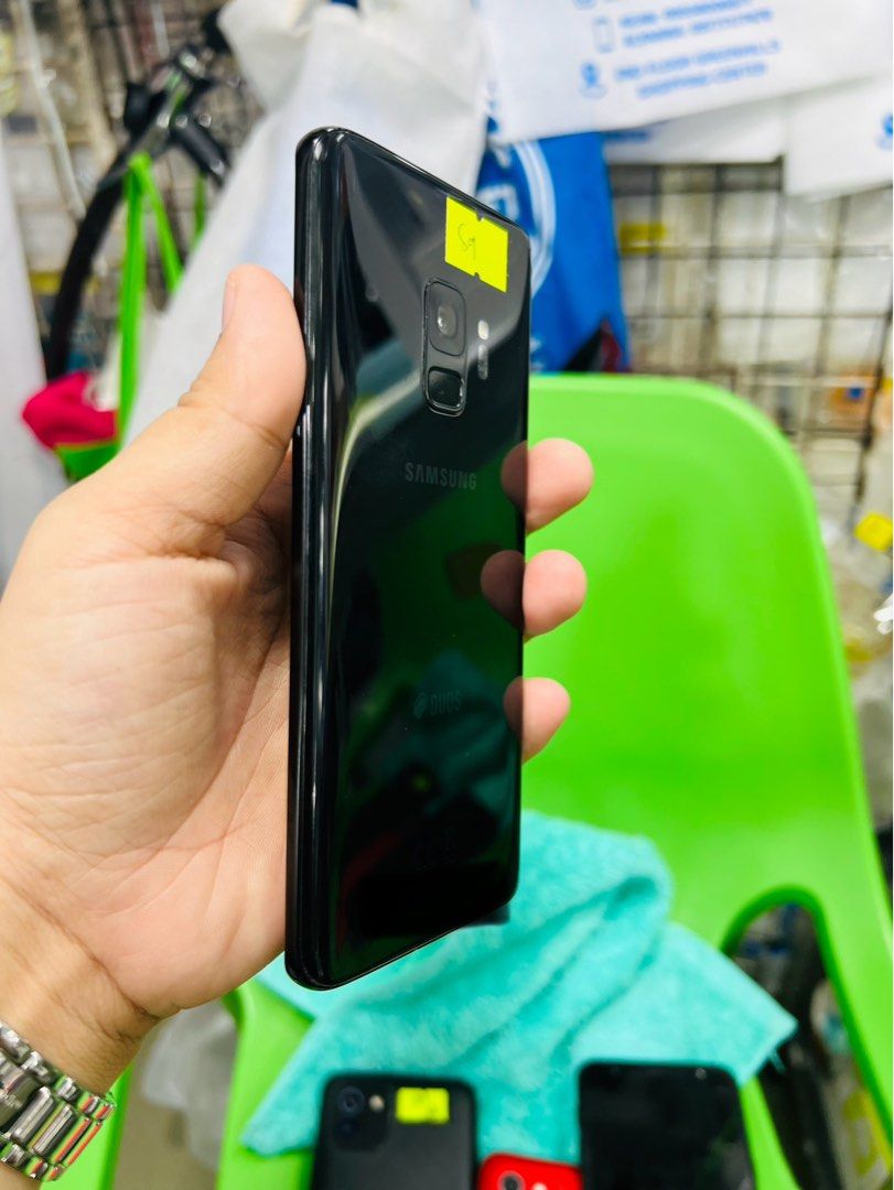 Samsung S9 64gb Dualsim FU (Category: Samsung) located in San Juan City. Submitted by javedsgadgetshop (Listing ID 1285468635, Image 3). Description: OPEN FOR INSTALLMENT VIA CREDIT CARD/GGIVES & SWAP/TRADE-IN! WE BUY AND SELL ( ANYKINDS OF UNIT BINIBILI PO NAMIN)! PTPA : Padelete po f bawal Read ❗️Onhand ‼️ Samsung S9 •64gb •NTC Variant •Good batt health •Factory Unlock •95% Smoothness •No hidden issue | No Repaired •100% Authentic | Not Refurbi