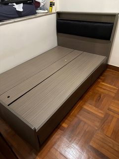 （分類：）位於 。 由 ij_hk 提交（商品編號 1285463404，圖片 1）。簡介： 。