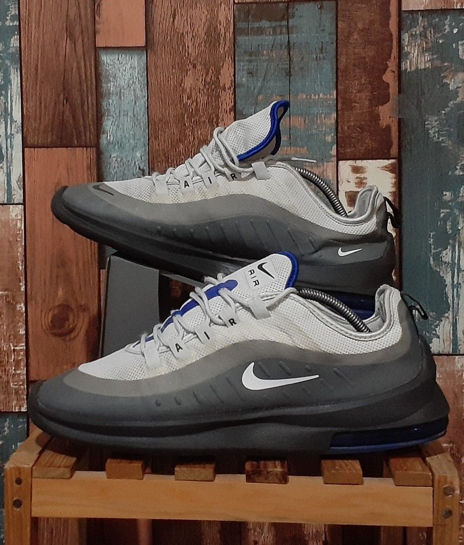 Air max store axis 44