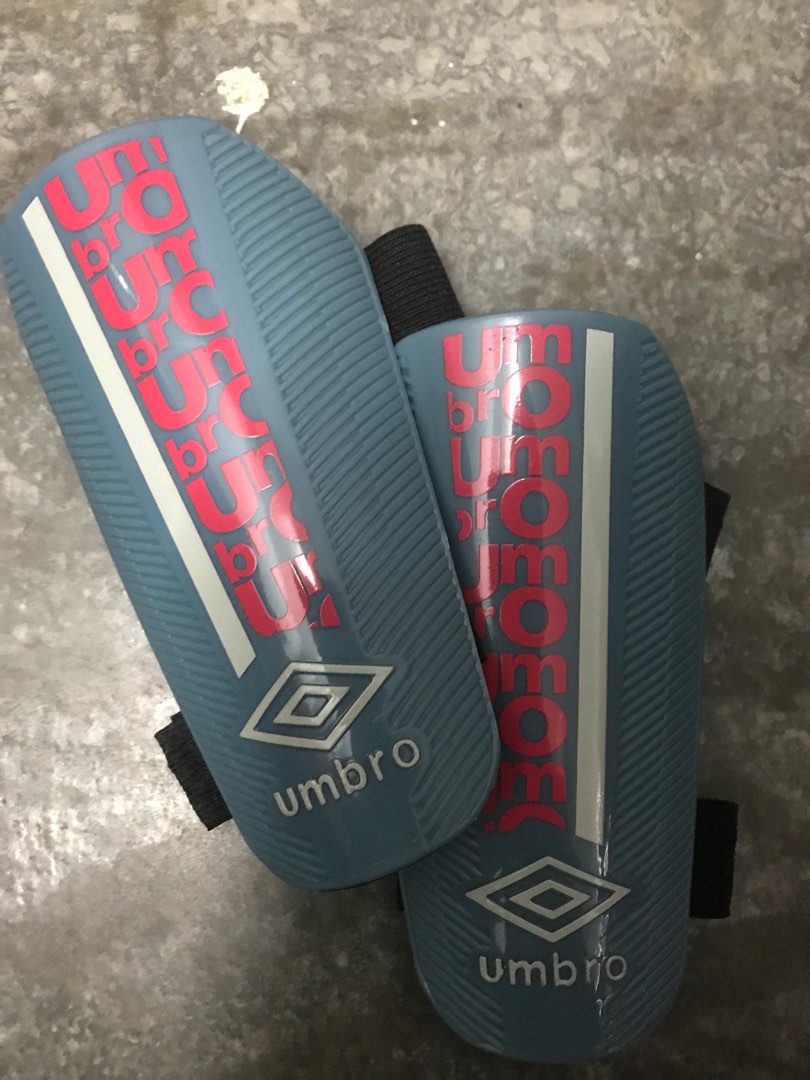Shin pad Umbro, Sports Equipment, Sports & Games, Racket & Ball Sports ...