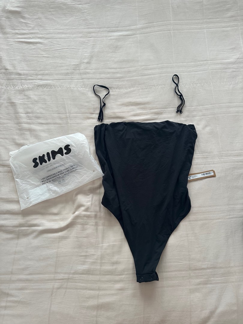 SKIMS Fits Everybody Strapless Bodysuit in Onyx (Medium), Women's