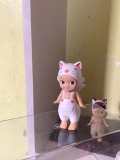 (Category: ) located in . Submitted by xieshells (Listing ID 1285357527, Image 1). Description: .