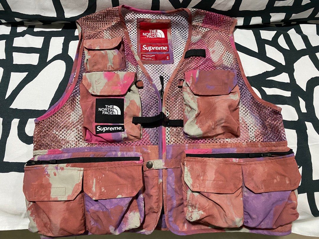 Supreme x The North Face cargo vest 95%新size M, 男裝, 外套及戶外