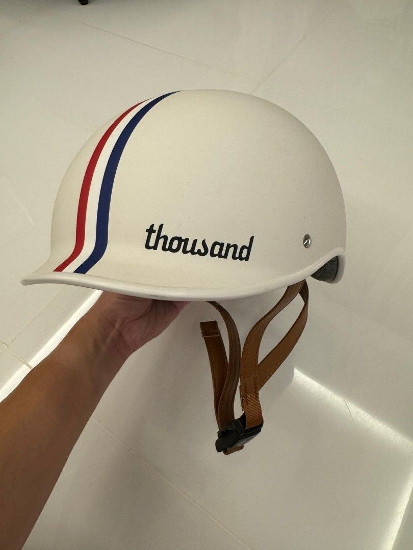 Thousand best sale helmet size