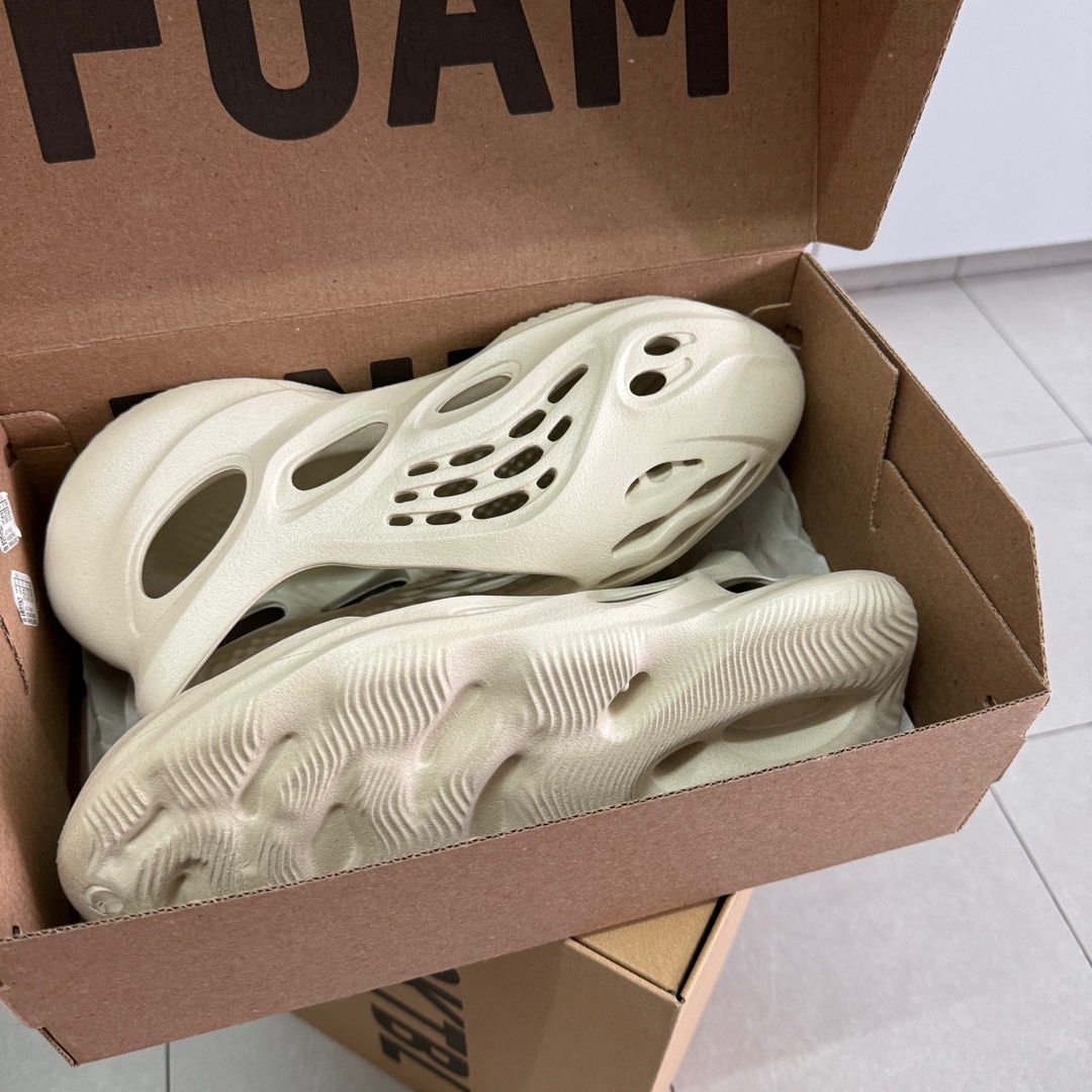 Used outlet yeezy foams