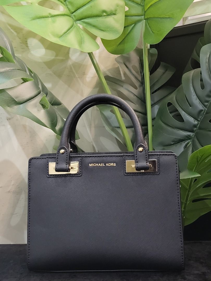 Michael kors hot sale quinn small satchel