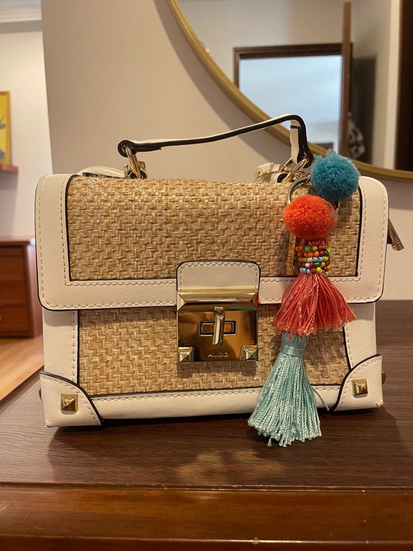 Aldo luggage top