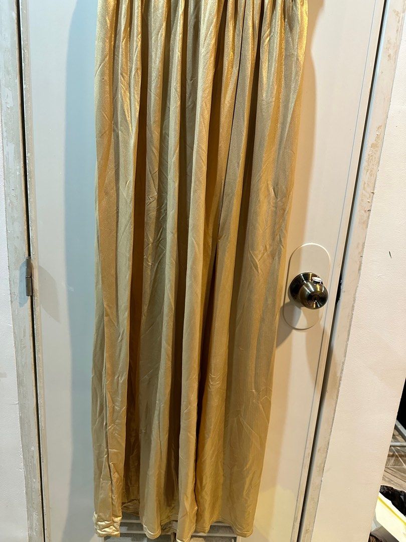 ASOS Grecian Dress (Category: Evening dresses & gowns) located in Paranaque City. Submitted by applemt (Listing ID 1285610684, Image 2). Description: Worn twice only. Made of stretchy material. Runs big (European size) - Chest 17” pit to pit, front has pleats to accommodate busts (bra worn in the photo is 36C) #2024declutter.