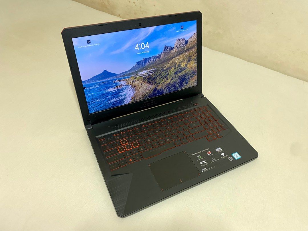 Asus TUF Gaming laptop i5 8300H GTX 1050Ti