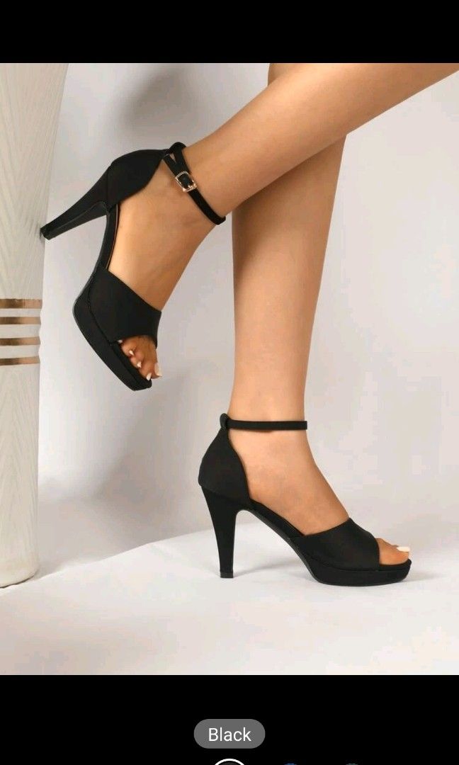 Saks Fifth Avenue Solid Black Heels Size 36.5 (EU) - 81% off | ThredUp