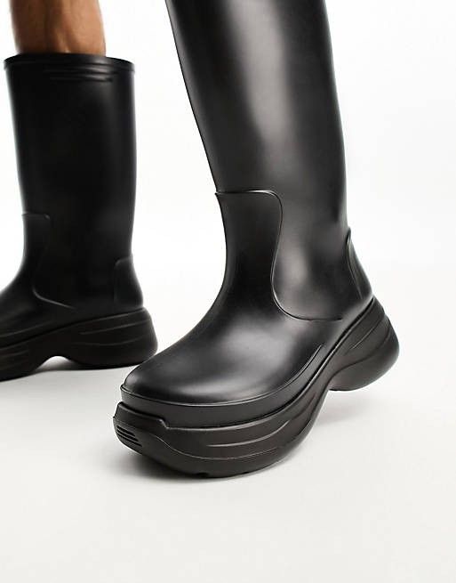 Wellington rubber boots shop