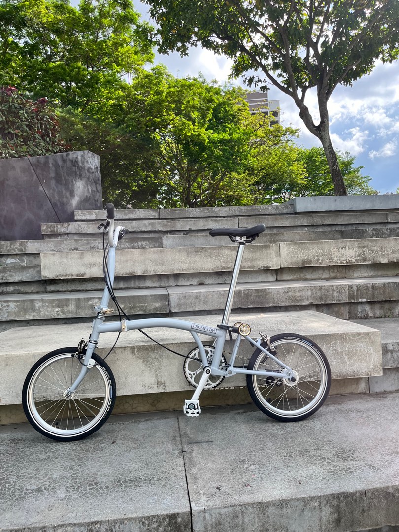 Brompton M3E Grey Sports Equipment Bicycles Parts Bicycles on