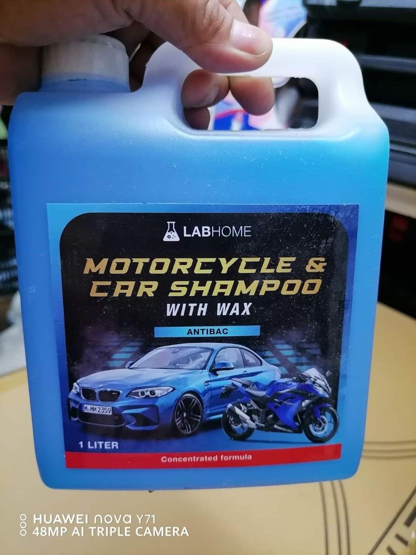 car shampoo (Category: Cleaning Tools & Supplies) located in Manila. Submitted by asstditems (Listing ID 1285641070, Image 1). Description: 1L Same day delivery within metro manila Mode of Payment: CASH ON DELIVERY GCASH BANK TRANSFER Pm for inquiries! Happy Shopping & God bless..