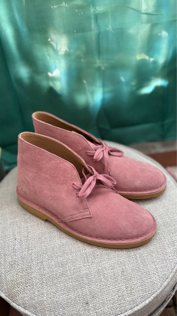 Clarks desert boots mens pink store