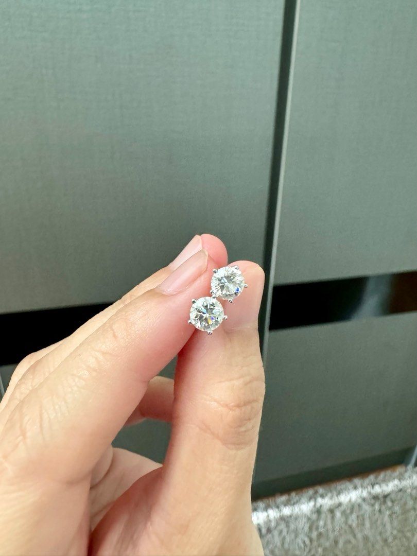 Certified diamond earrings sale store