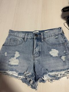 (Category: ) located in . Submitted by vsmlx (Listing ID 1285690196, Image 1). Description: .