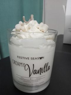 Creamy Vanilla Scented Candle