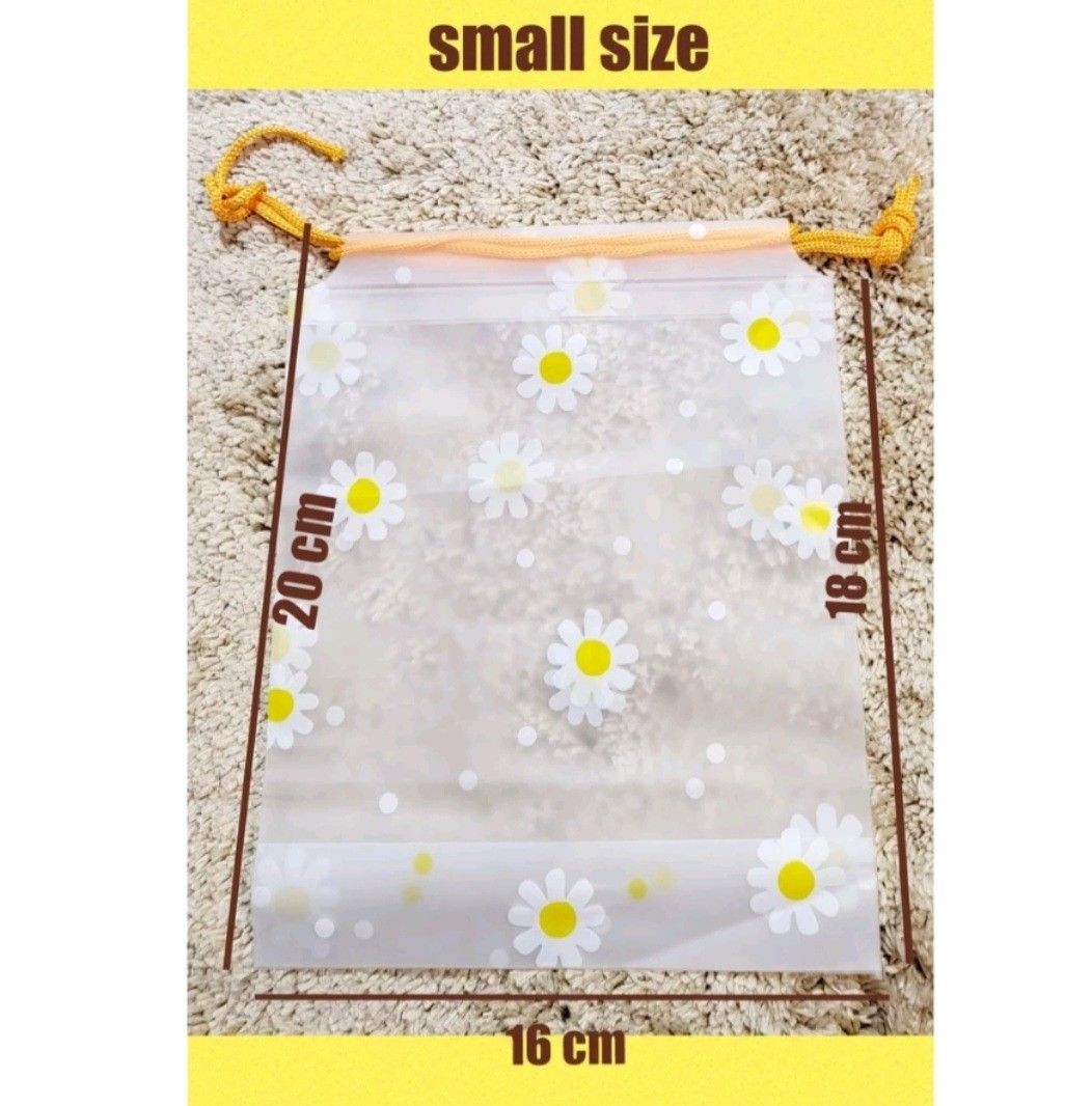 Daisy Drawstring Bags, Hobbies & Toys, Stationery & Craft, Occasions
