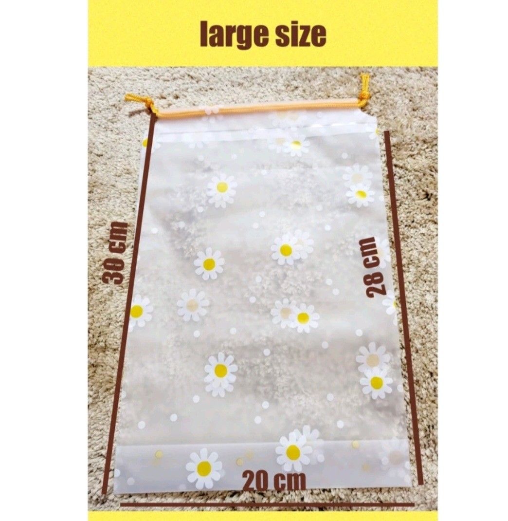 Daisy Drawstring Bags, Hobbies & Toys, Stationery & Craft, Occasions