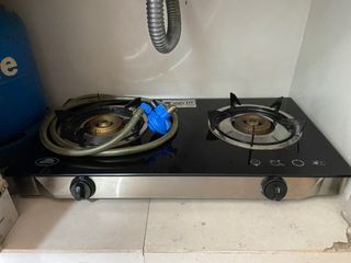 Double burner gas stove