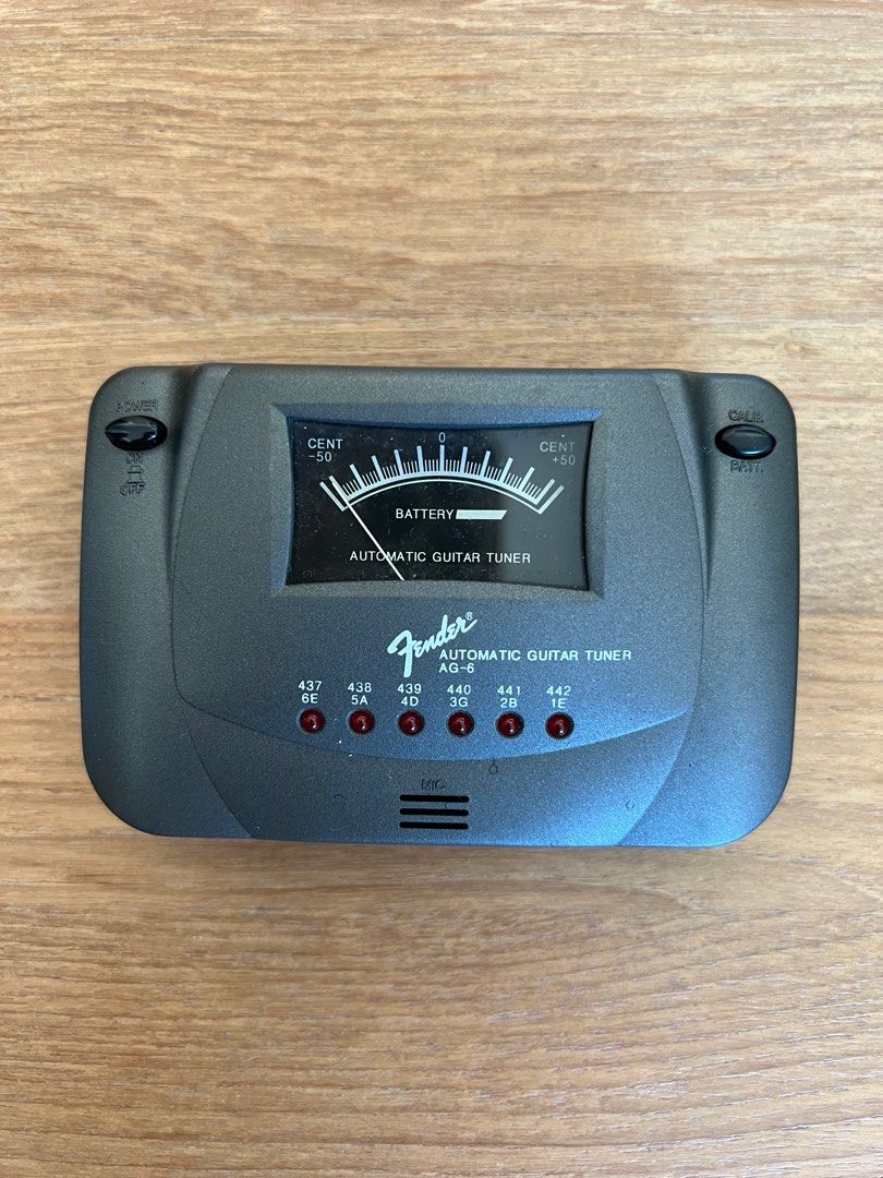 Fender automatic guitar tuner hot sale