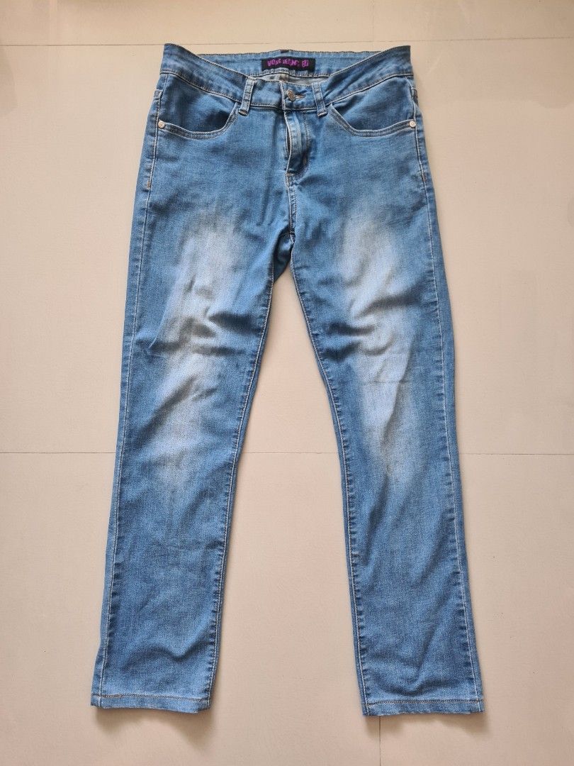 Fitting jeans stretchy