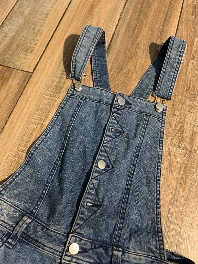 Forever21 denim jumper shorts Women s Fashion Bottoms Other Bottoms on Carousell