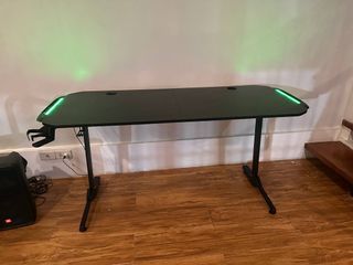 GAMING TABLE
