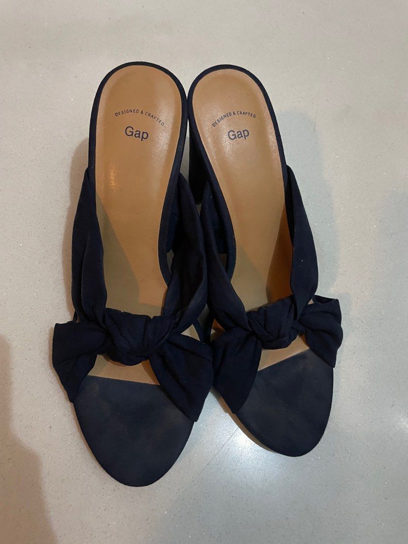 Gap sandals womens on sale