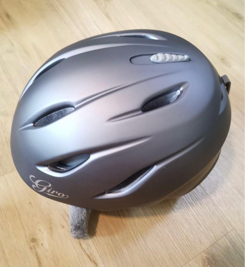 Giro women's shop era snow helmet