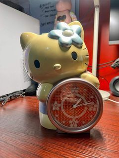 Hello Kitty Clock (rare)