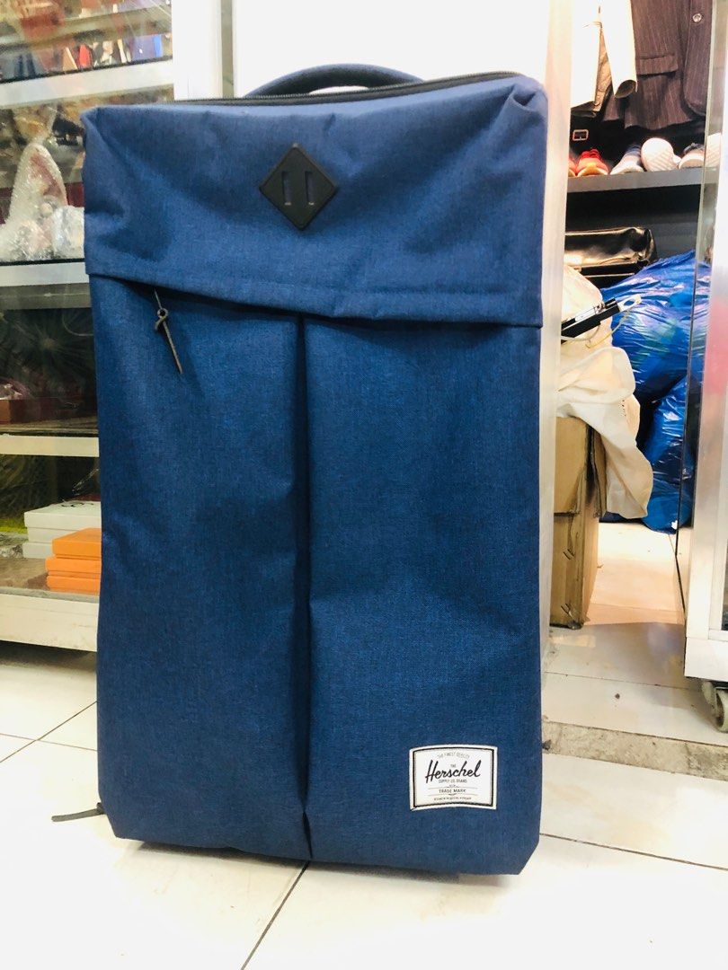 Herschel hotsell parcel luggage