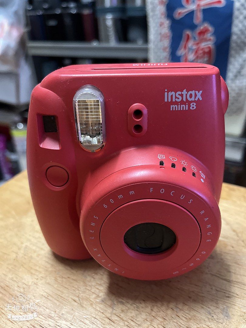 不過電！當擺飾品出售）二手instax mini8零件品！外觀不錯！放入