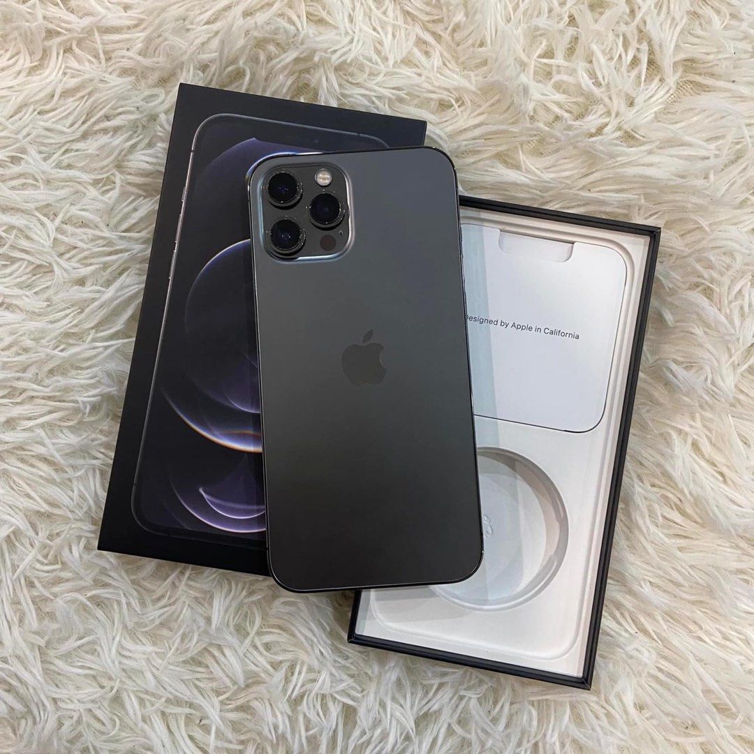 iPhone 12Promax 512gb (Category: iPhone 12 Series) located in Manila. Submitted by TekiCashGadgetsph (Listing ID 1285641171, Image 1). Description: (FU) Open-line, any sim working (worldwide) - Guaranteed original iPhone not fake/copy With accessories and box Secondhand Good as new not abused! Presentable •Original Lcd • no issue hidden issues • no apple id / iCloud id • Good batthealth • Good cam front/back • Good Performance • Good face id • Go