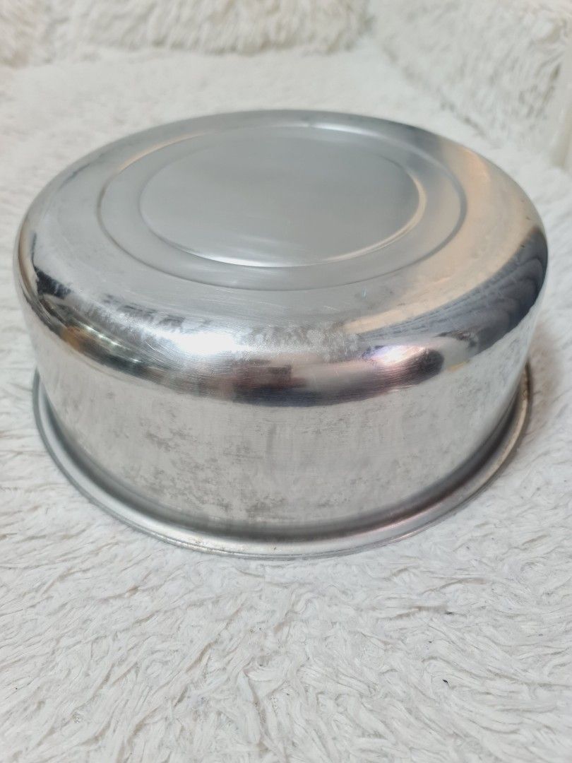 Japan Surplus thick Stainless Steel Basin (Category: Food Organization & Storage) located in Cavite. Submitted by csl_corner (Listing ID 1285627473, Image 2). Description: Japan Surplus thick Stainless Steel Basin from Japan 33.5cm diameter 12cm depth excellent condition *may minor dent seen on pic makapal,mabigat JAPAN QUALITY 100% AUTHENTIC ORIGINAL from Japan.