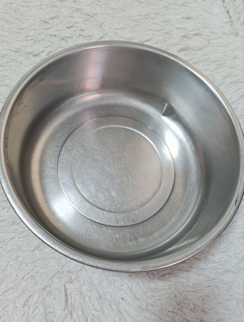 Japan Surplus thick Stainless Steel Basin (Category: Food Organization & Storage) located in Cavite. Submitted by csl_corner (Listing ID 1285627473, Image 1). Description: Japan Surplus thick Stainless Steel Basin from Japan 33.5cm diameter 12cm depth excellent condition *may minor dent seen on pic makapal,mabigat JAPAN QUALITY 100% AUTHENTIC ORIGINAL from Japan.