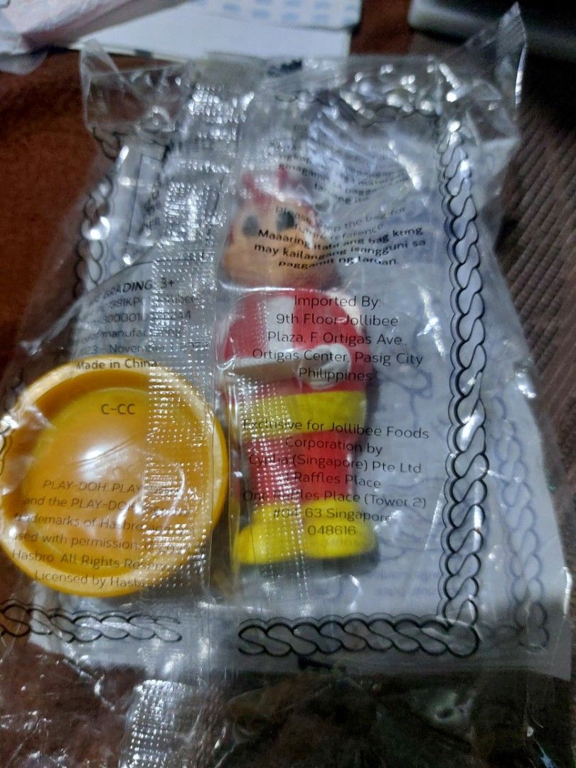 JOLLIBEE PLAYDOH (Category: Kids Toys) located in Tarlac. Submitted by pen19722018 (Listing ID 1285804008, Image 1). Description: .
