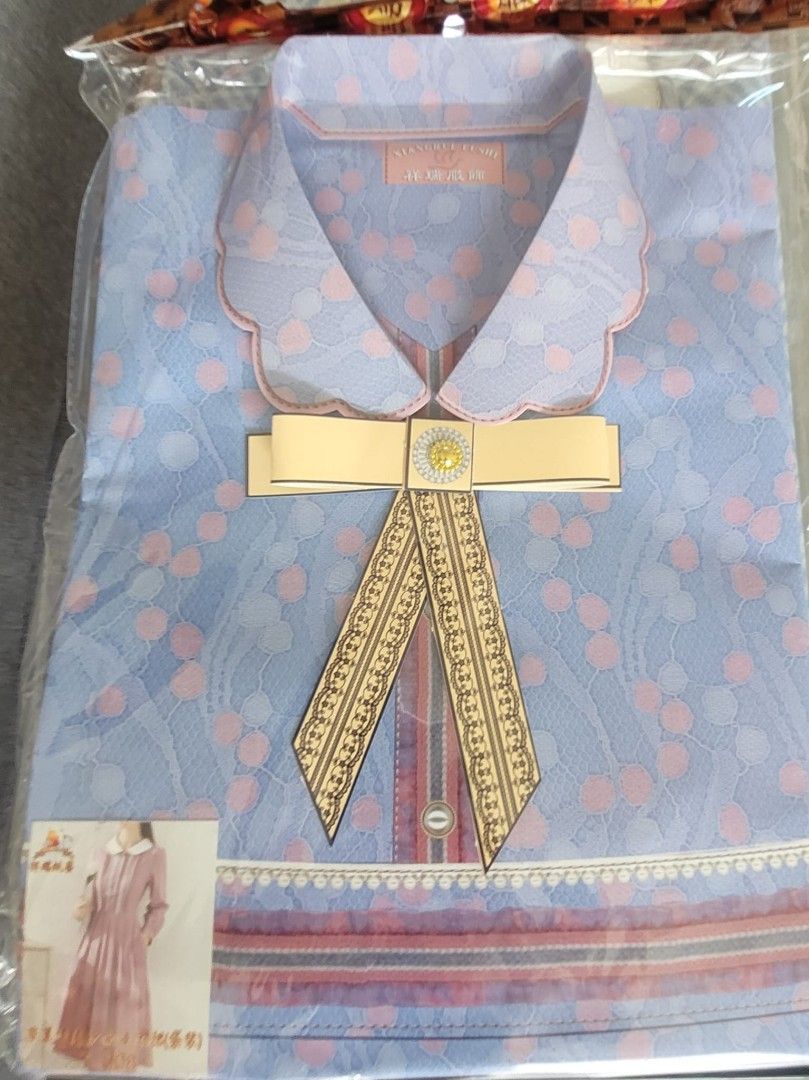 Joss Paper (Category: Traditional & Ethnic wear) located in Singapore. Submitted by EEmatters (Listing ID 1285646601, Image 3). Description: Joss Paper for Ancestors include: 1) Shirt 2) Pyjamas 3) Inner Wear Feel free to pm for more details.