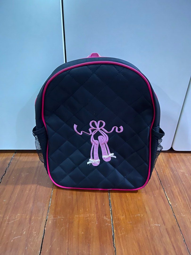 Kids ballet backpack (Category: Other Babies Going Out Needs) located in Quezon City. Submitted by pattycor (Listing ID 1285731239, Image 1). Description: Used sparingly. Adjustable straps. Rfs: decluttering kids bags.