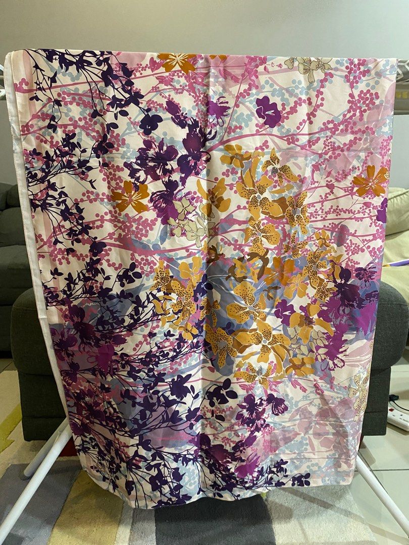 Zaini brand shop