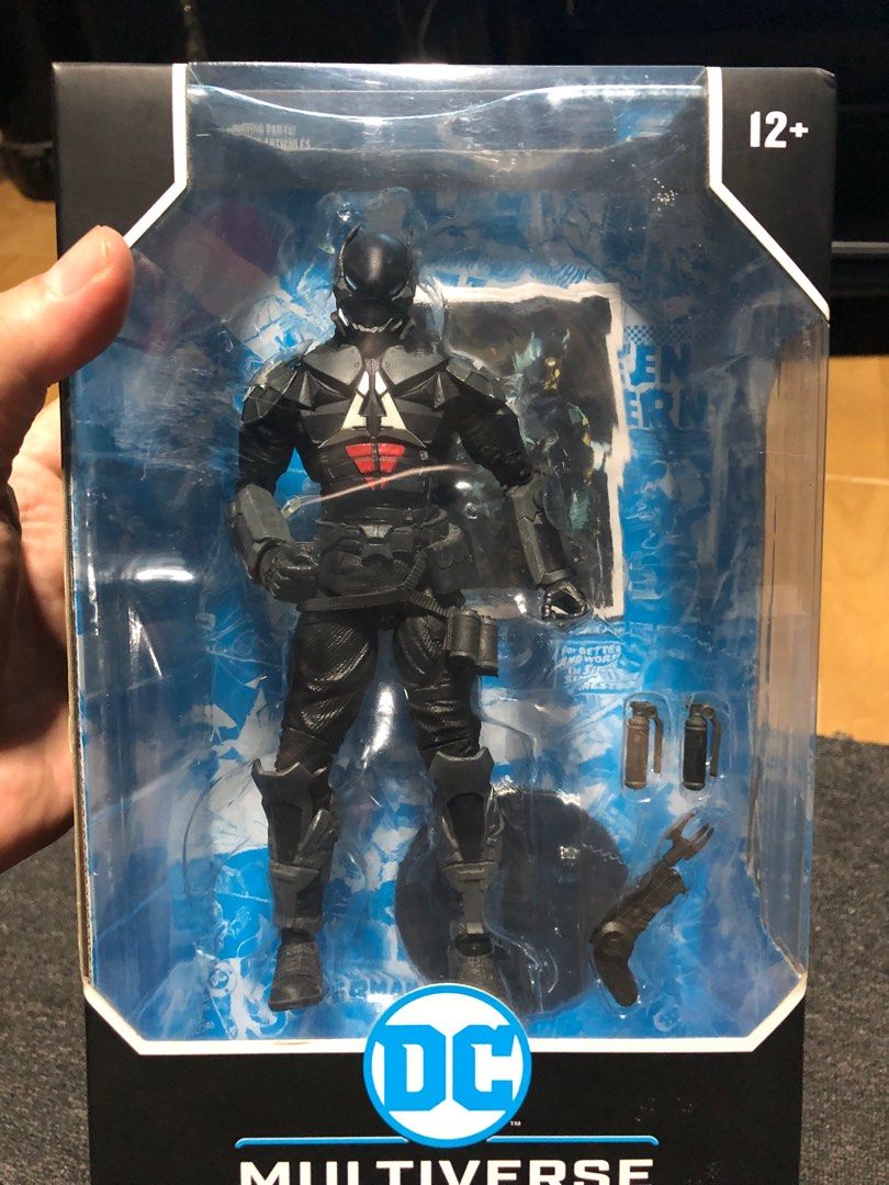 Batman DC: Mcfarlane Arkham Knight BIB (Category: Figurines & Statues) located in Davao. Submitted by suxrox (Listing ID 1285628715, Image 1). Description: BIB wysiwyg Medyo loose ang ankle Sf shoulder by the buyer.