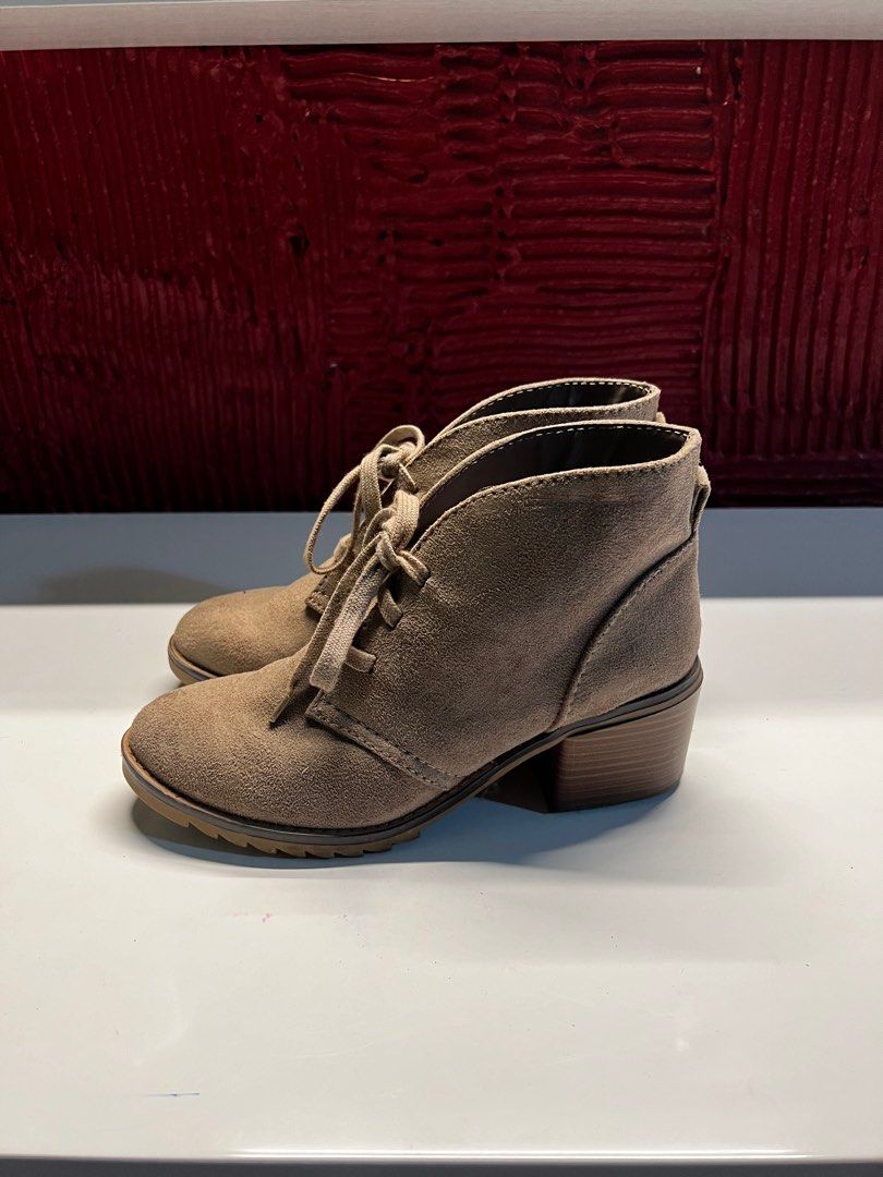 Merona USA Suede Boots Women s Fashion Footwear Boots on Carousell