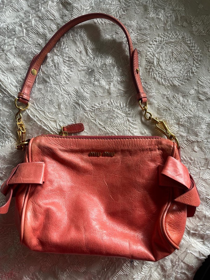 Gold coral leather hotsell bag