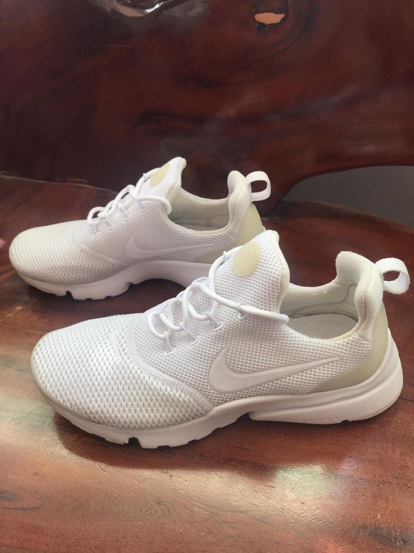 Nike women's deals presto ultra se